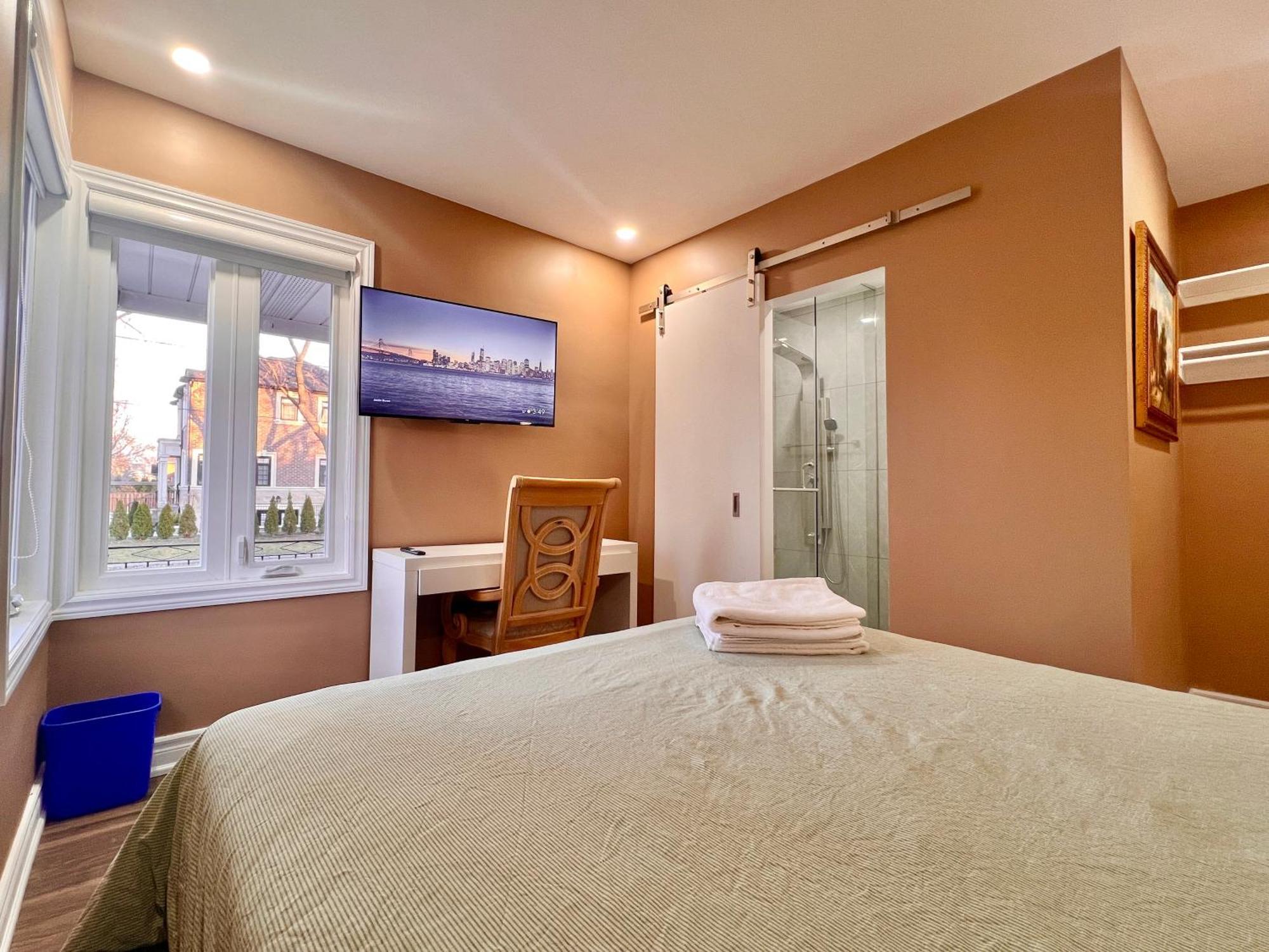 Upgraded Rooms With Bath 7-Min To Subway Near Downsview Rogers Stadium โตรอนโต ภายนอก รูปภาพ